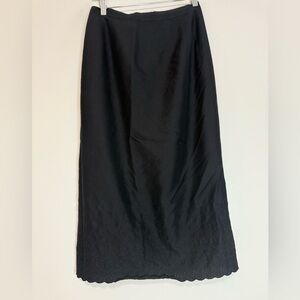 Talbots petites 100% silk  Black Maxi Skirt with floral embroidery size 8P